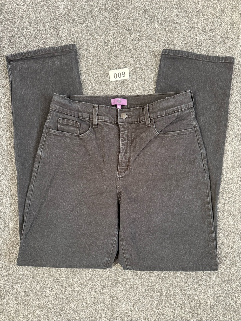 NYDJ Women’s Straight Jeans Size 12, Black, Lift Tuck Technology